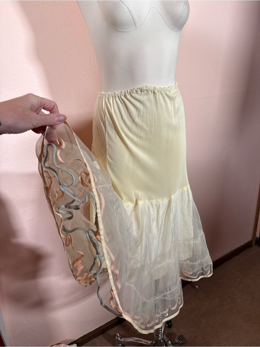 Vintage 1950’s ruffled hem crinoline midi slip skirt Pastel yellow blue pink